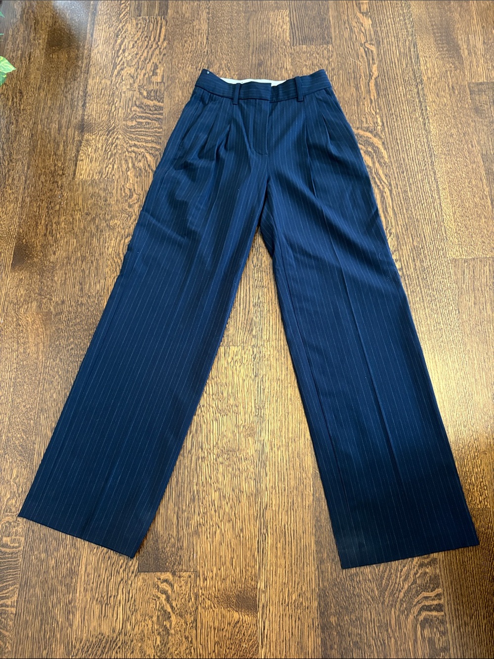 Aritzia Women's Pinstripe Wide-Leg Pants — Navy